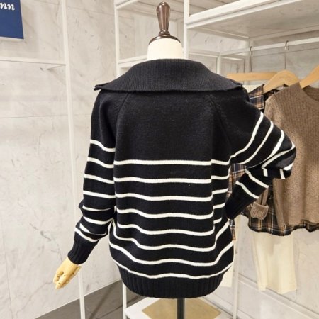 반집업 카라 스트라이프 니트