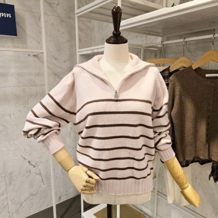 반집업 카라 스트라이프 니트