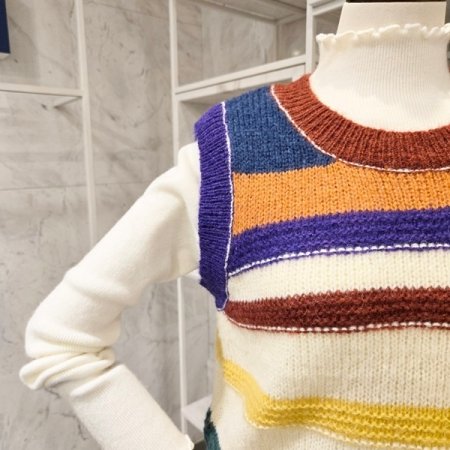 컬러 줄무늬 니트 조끼