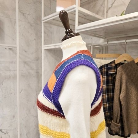 컬러 줄무늬 니트 조끼