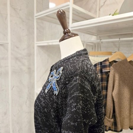 양 리본 장식 가디건