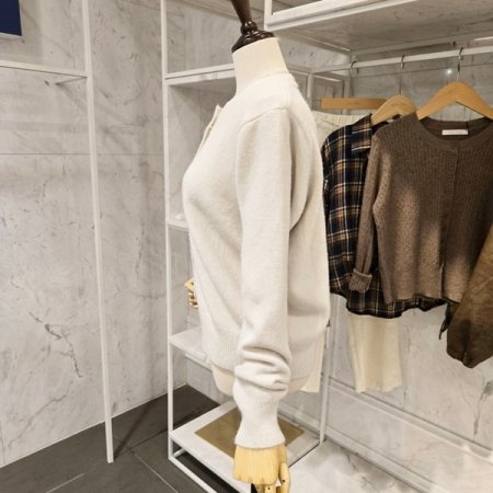 컬러 싸개 단추 가디건