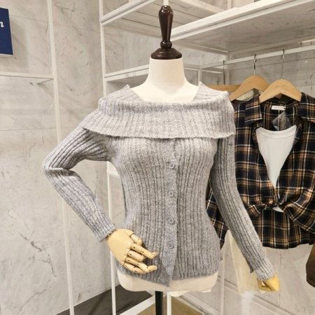 숄더 포인트 니트