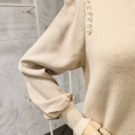 소매배색 진주 니트 원피스