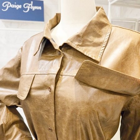 벨티드 레더 셔츠