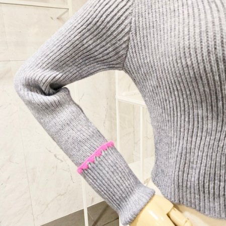 브이넥 크롭 골지 니트