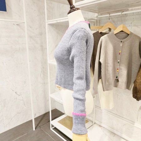 브이넥 크롭 골지 니트