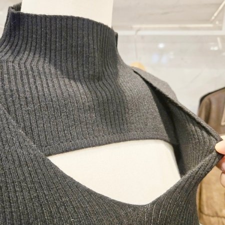 트임 반목 골지 니트