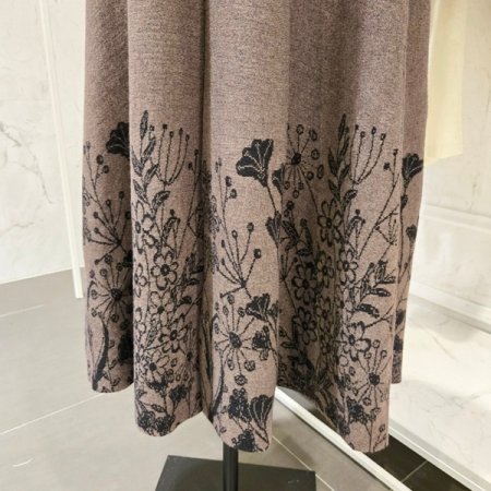 플라워 자수 니트 스커트