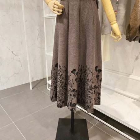 플라워 자수 니트 스커트