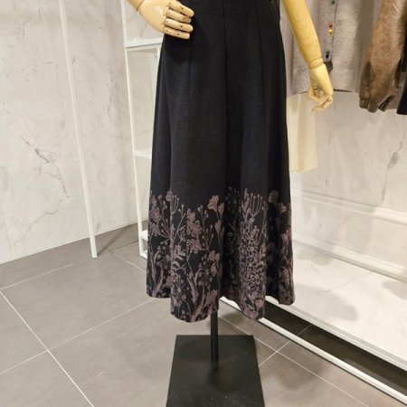 플라워 자수 니트 스커트