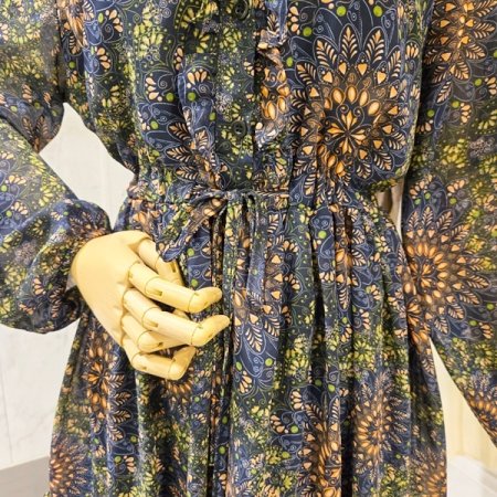 프릴 스트링 긴팔 원피스