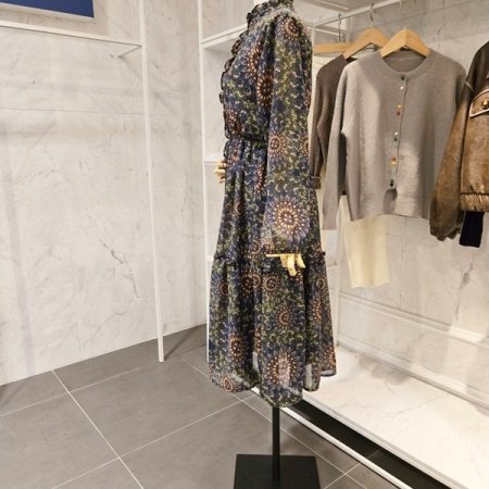 프릴 스트링 긴팔 원피스