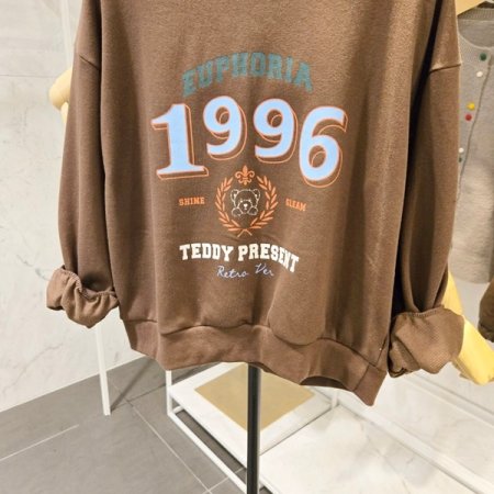 1996 레터링 맨투맨티셔츠