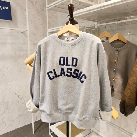 클래식 레터링 맨투맨티셔츠