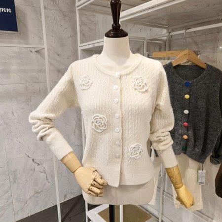 꽃 장식 케이블 가디건