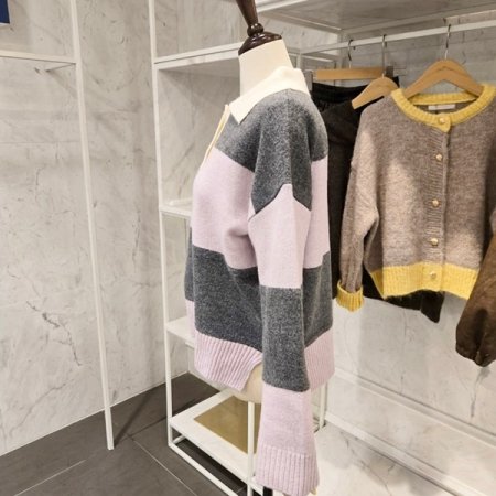 카라 줄무늬 니트