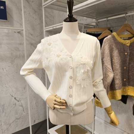 플라워 장식 브이넥 가디건