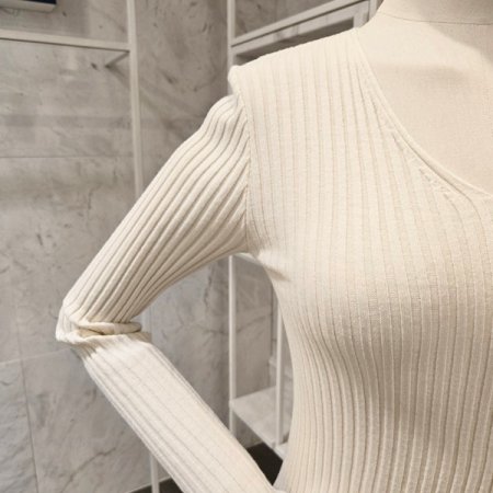 브이넥 슬림 골지 니트