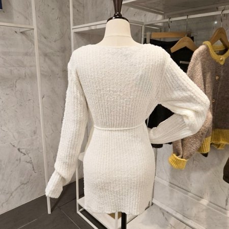 트임 끈 부클 니트