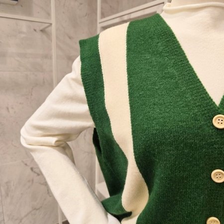 레터링 투톤 니트베스트