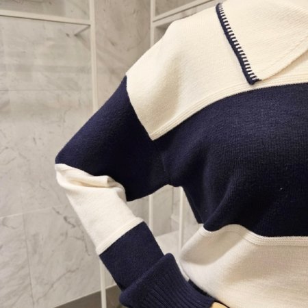 카라 배색 줄무늬 니트