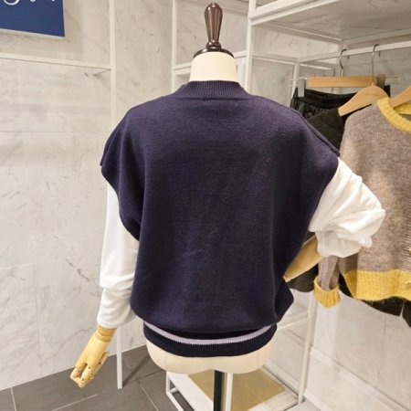 레터링 루즈핏 니트 조끼