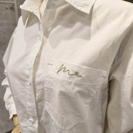 자수 포켓 베이직 셔츠