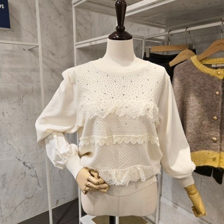 큐빅 레이스 니트