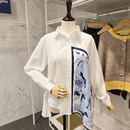 언발 블루 블라우스