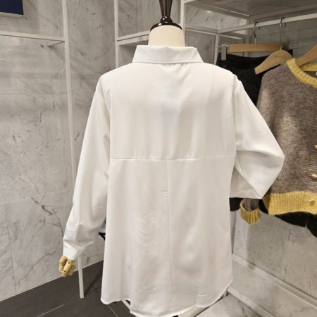 언발 블루 블라우스