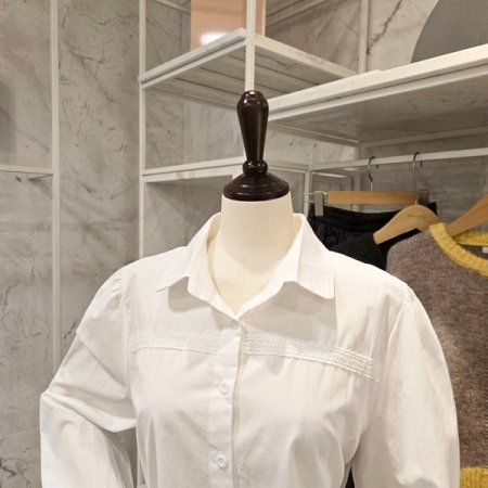 밑단 레이스 셔츠