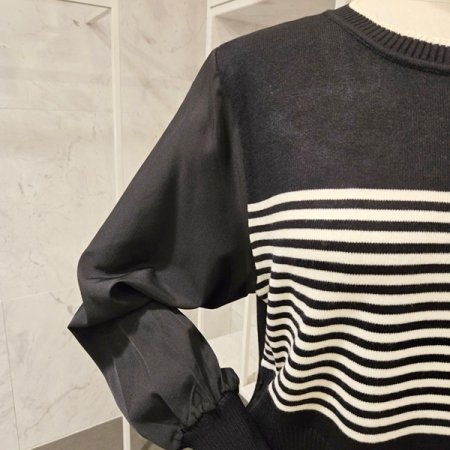 줄무늬니트 배색 블라우스