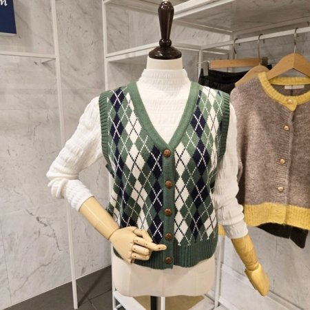 아가일 브이넥 니트조끼