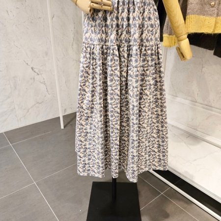 잎 프린트 밴딩 스커트