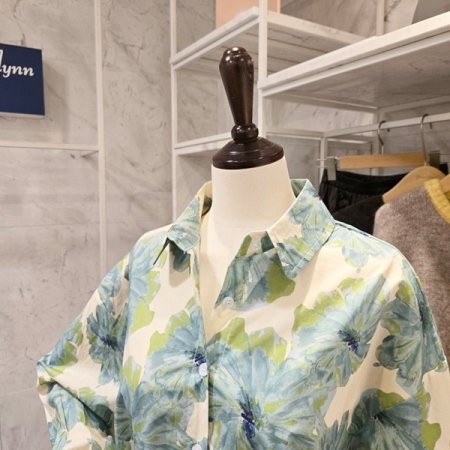 컬러 플라워 프린트 셔츠