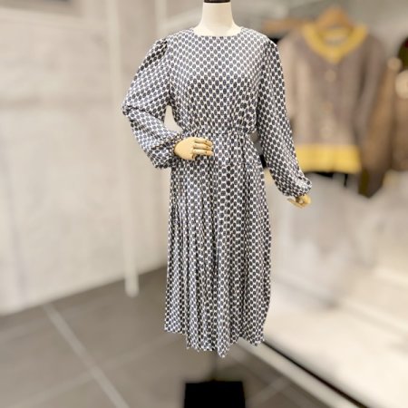 패턴 스트링 플리츠 원피스