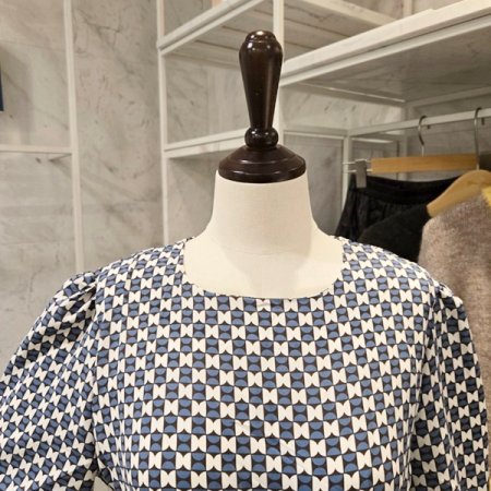 패턴 스트링 플리츠 원피스