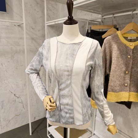 슬림 핀턱 티셔츠