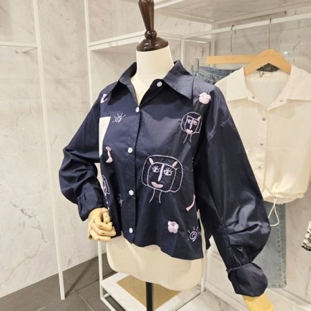 포켓 자수 크롭 셔츠