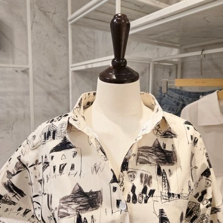 하프 캐릭터 프린트 셔츠