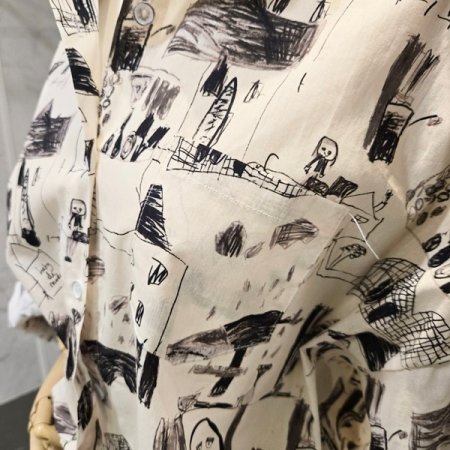 하프 캐릭터 프린트 셔츠