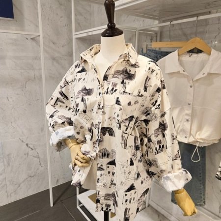 하프 캐릭터 프린트 셔츠