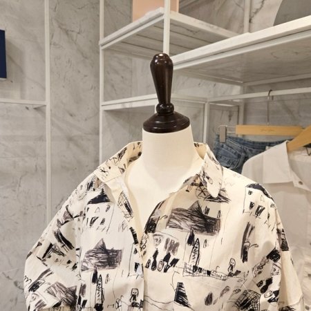 하프 캐릭터 프린트 셔츠