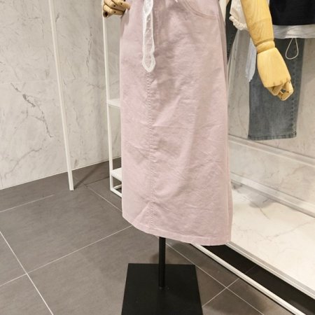 레이스 끈 뒷트임 스커트