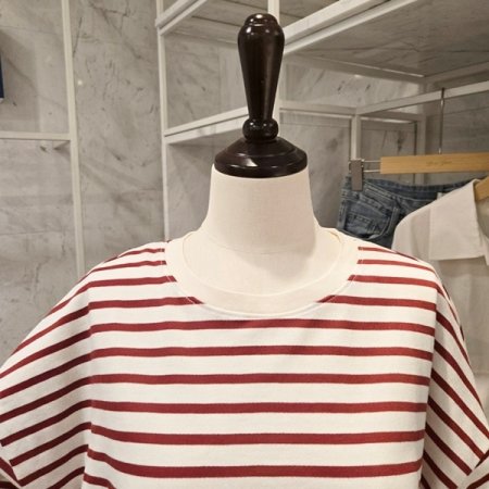 오버핏 스트라이프 티셔츠