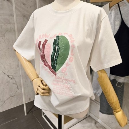 하프 하트 티셔츠