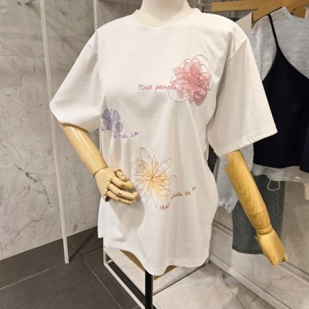 썸 플라워 티셔츠