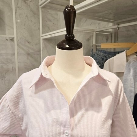 카라 줄지 셔츠