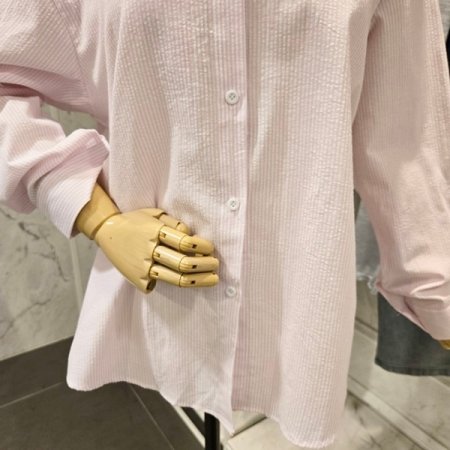 카라 줄지 셔츠